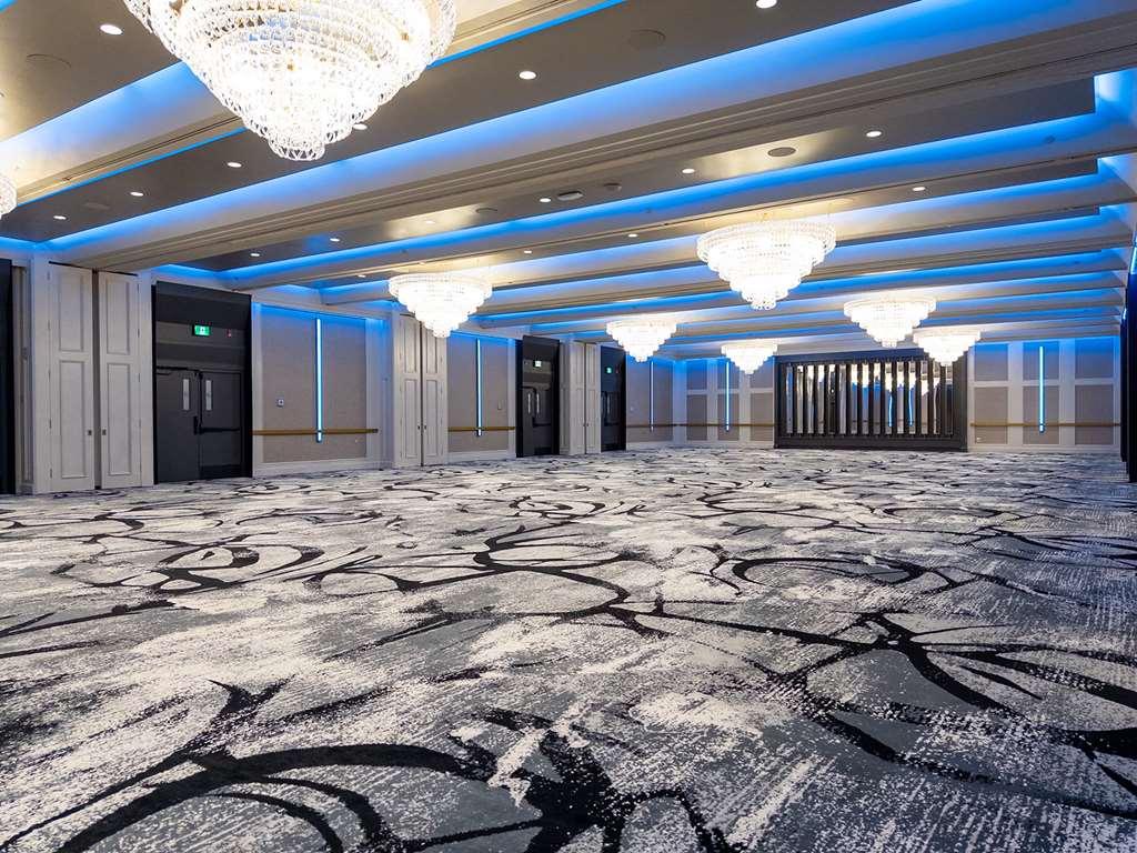 Carriage House Hotel And Conference Centre Calgary Facilities photo